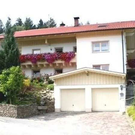 Ferienwohnung Mit Sonniger Terrasse Und Ausblick Διαμέρισμα *